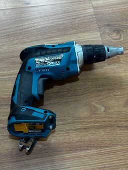 Makita DFS452 aku šroubovák - 2