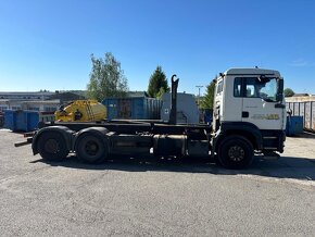 MAN TGA 26.360 s hákovým nosičem kontejnerů - 2