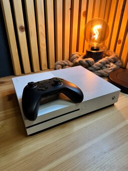 Xbox One S, 1TB - 2
