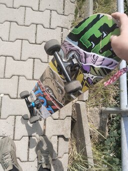 skateboard - 2