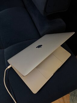 MacBook Pro M2 2022 - 2