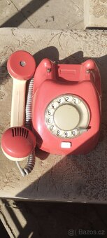 Tesla telefon - 2