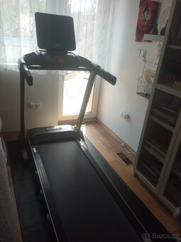 Běžecký trenažér . Trinfit Gara T400i - 2