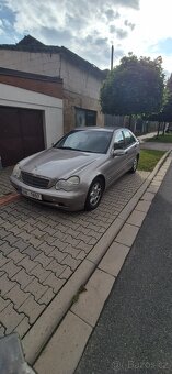 Mercedes-Benz C200 - 2