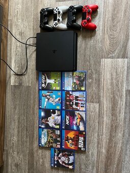 PlayStation 4 - 2