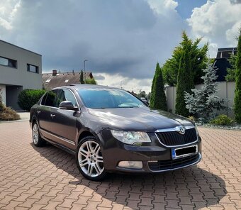 Škoda superb 2 1.8 TSI 118kw DSG plna. Výbava - 2
