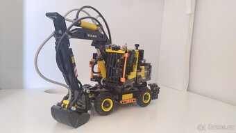 lego technick Volvo nakladač 42053 - 2