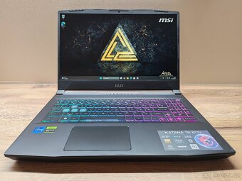 MSI KATANA 15 B13V_i7-13700H_16GB DDR5_RTX 4070 8GB - 2