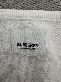 Čepička s bryndákem Burberry - 2