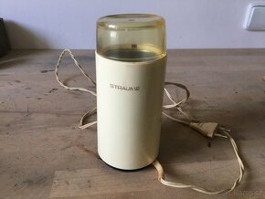 Mlýnek na kávu - 2