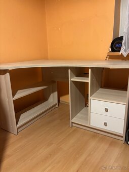 Psací stůl (rozměry viz. další fotky) - 2