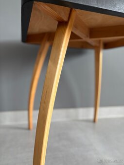 Stolek Pavouk Halabala po renovaci / unikát - 2