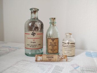 Originální láhve wehrmacht a SS waffen z 2 světové války - 2