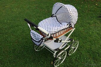 kočárek pro panenky Teddies Monika retro proutěný - 2