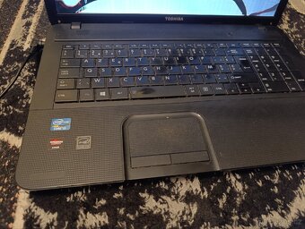 Notebook Toshiba Satellite C870-18Z – na náhradní díly - 2