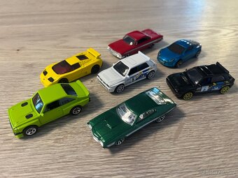 Hot Wheels - 2