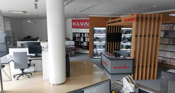 Pronájem obchodního prostoru 193 m² - 2