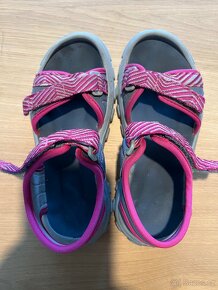 vel.29-30 CHUECHUA dětské turistické sandály - 2