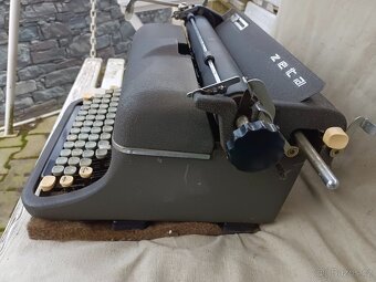 Retro psací strij ZETA - 2