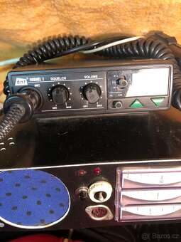 Radiostanice Formel 1 a občanská radiost., síťové diody DV - 2