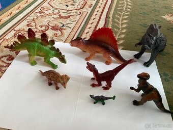 Set dinosaurů. 7ks. - 2