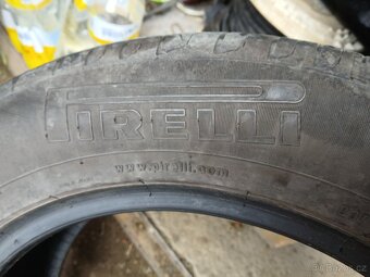 letni pneu pirelli 4,5mm 215/60 R17 - 2