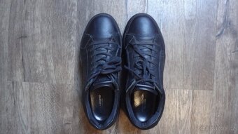 Černé kožené tenisky na platformě zn.VAGABOND v.39 - 2