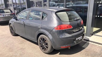 SEAT Leon 1,4 i 16v 63 kW Reference - 2