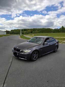 BMW E90 325i 160kw M-Packet - 2