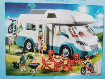 Playmobil 70088 Rodinný karavan - 2