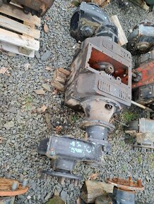 Rozvodovka s portaly zetor 3011 - 2