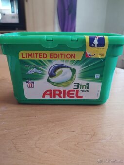 Ariel kapsle na praní - 2
