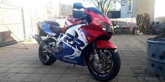 Honda - 2