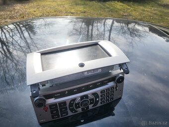 Autoradio + navigace + display P407 originál - 2