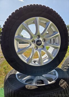 Pěkná zimní sada Ford MONDEO MK5 16" 5x108 pneu 215/60/16 - 2