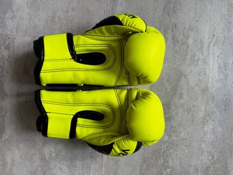 Boxovací rukavice Venum - 2