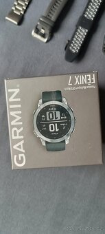 Prodám hodinky Garmin fenix 7 Glass - Silver / Graphite - 2