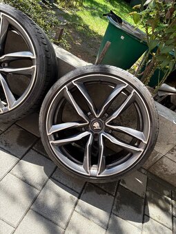 Alu kola 225/35 R19 - 2