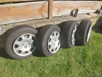 Peugeot Partner pneu disky 4x R15" 195/65/15 - 2
