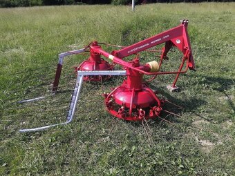 Univerzální 2 rotorový obraceč a shrnovač Pötinger - 2