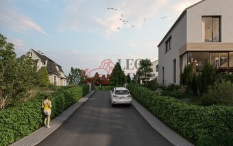 Stavební pozemek 583 m², ulice Jordánská – výhled na staré m - 2