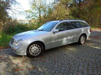 E200 2,2 nafta - 2
