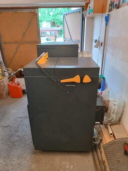 Automatický kotel BENEKOV C17 - 2