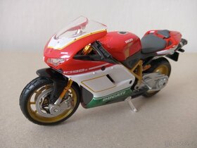 Modely Motocyklů 1/18 - 2