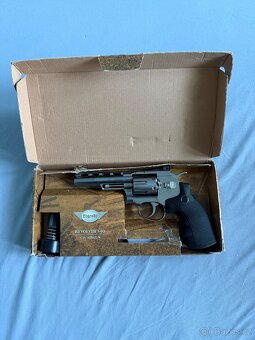 Revolver Umarex Legends S40 - 2
