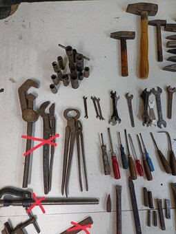 Prodám staré nářadí - 2