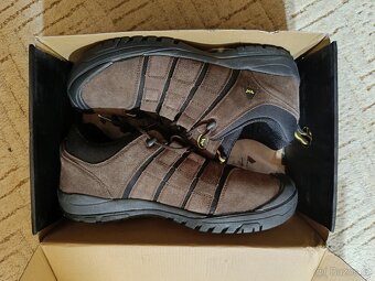 Volnočasová a pracovní obuv VM - 2