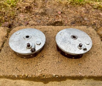 Jawa 50 pionyr fichtl - brzdové štíty - 2