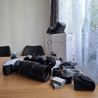 Olympus Pen E-PL8 - 2