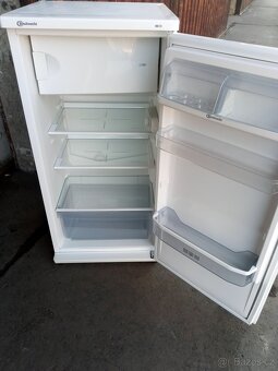 Lednička Bauknecht ( Whirpool ) s mrazákem - 2